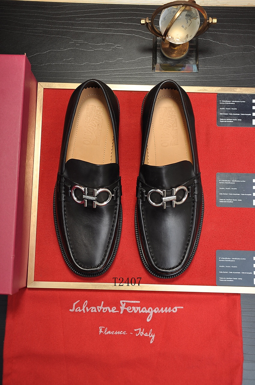 Ferragamo sz38-44 305